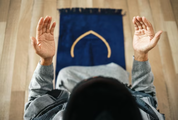 4 Tips Utama untuk Menerapkan Doa dalam Kehidupan Sehari-hari: Memperoleh Kedamaian Spiritual