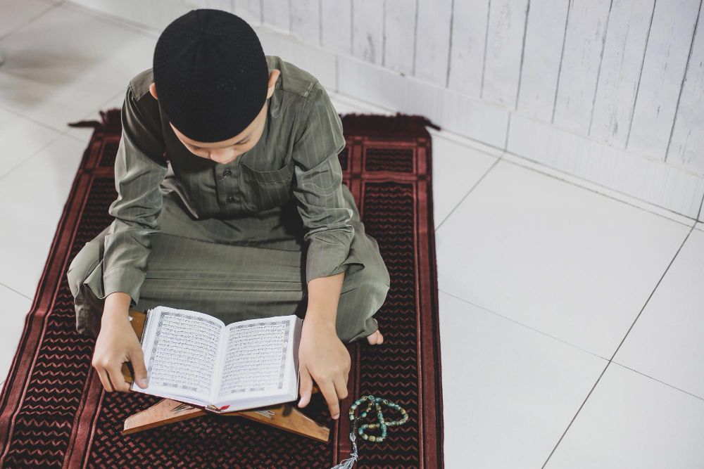 Tips Mengkhatamkan Al-Quran dengan Cepat Selama Bulan Ramadan