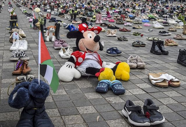 Aksi Solidaritas 14.000 Sepatu Berjejer di Belanda, Kenang Korban di Palestina