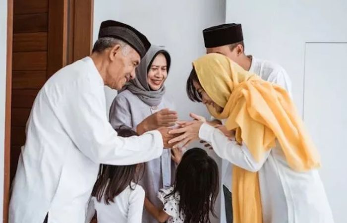 17 Caption Lebaran Bersama Keluarga Besar yang Menyentuh Hati