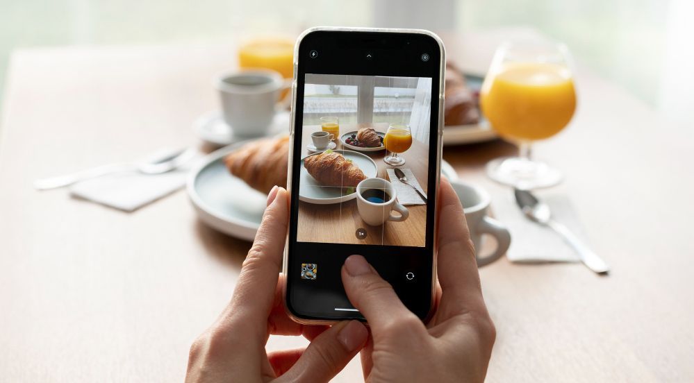 55 Caption Makanan Aesthetic Bahasa Inggris, Singkat Lucu!