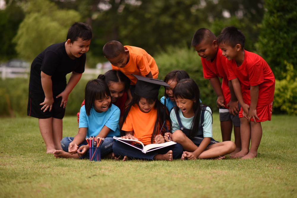 17 Caption Hari Pendidikan Nasional yang Keren dan Menyentuh Hati