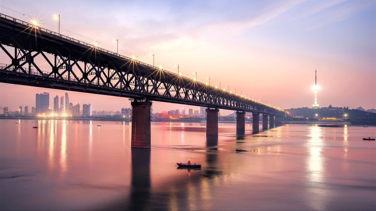 Mengenal Jembatan Sungai Yangtze, Ikon China dan Lokasi Tragis 