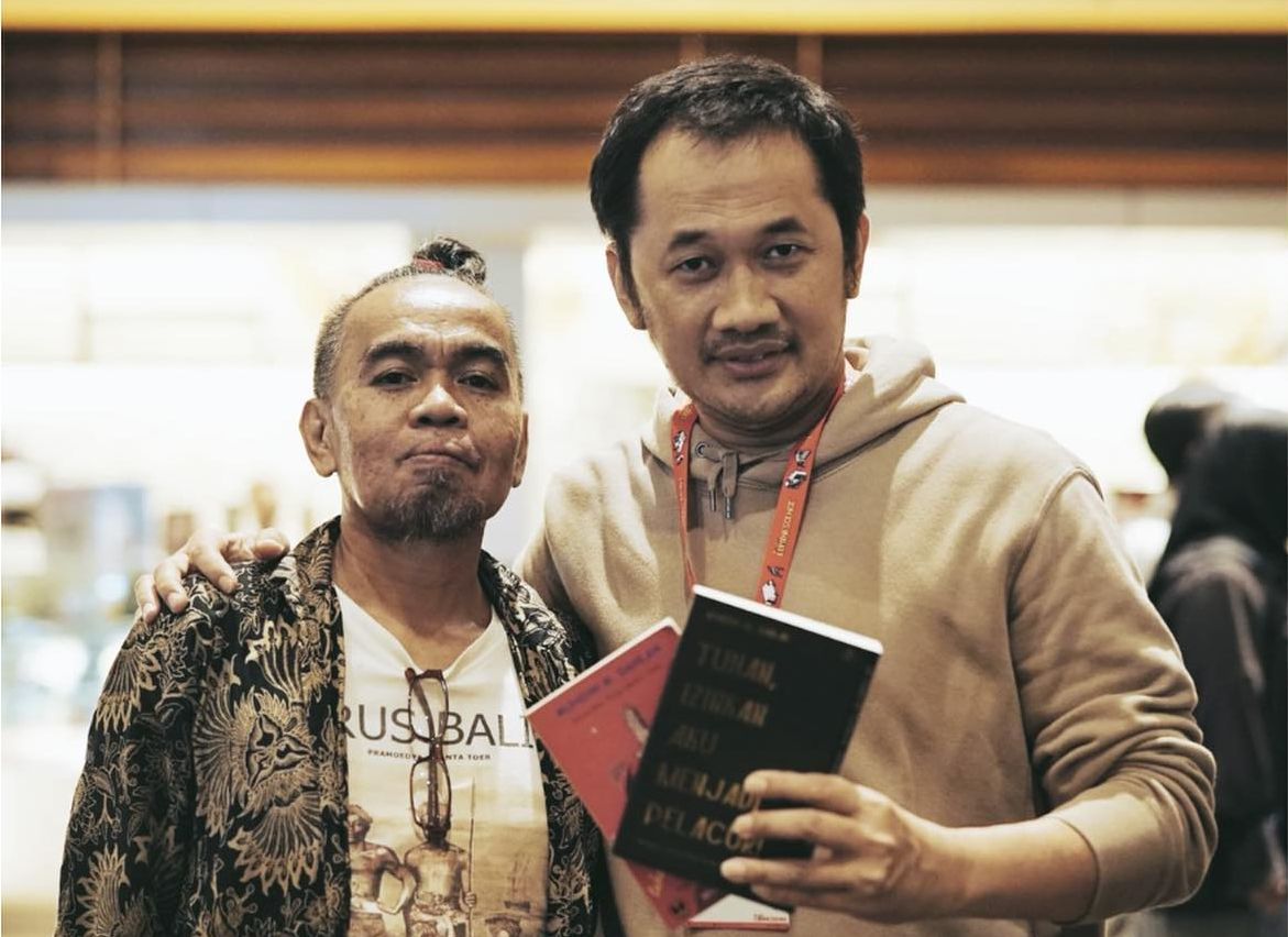 Mengenal Lebih Dekat dengan Penulis Novel yang Diangkat Jadi Film 'Tuhan Izinkan Aku Berdosa'