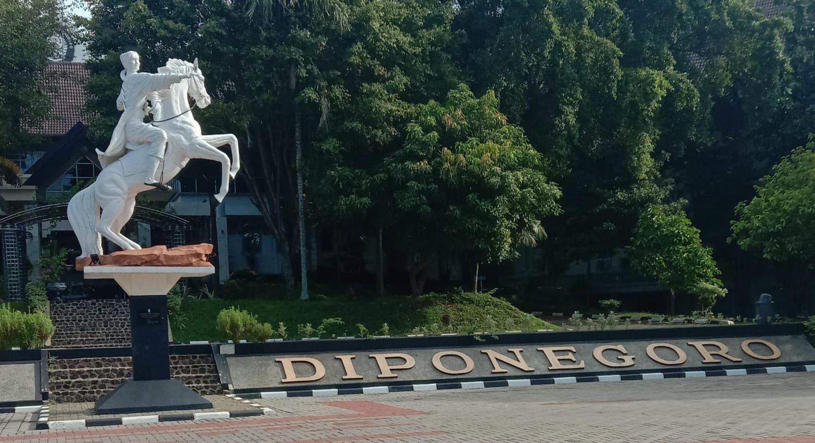 Sejarah dan Profil UNDIP, Perjalanan Menjadi Kampus Terkemuka di Indonesia