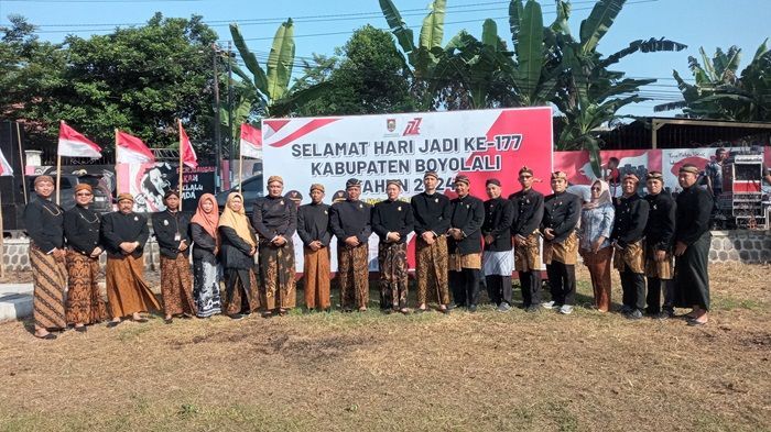 Unik, Hari jadi ke 177 Boyolali Ribuan Peserta Upacara Berkostum Adat Kejawen