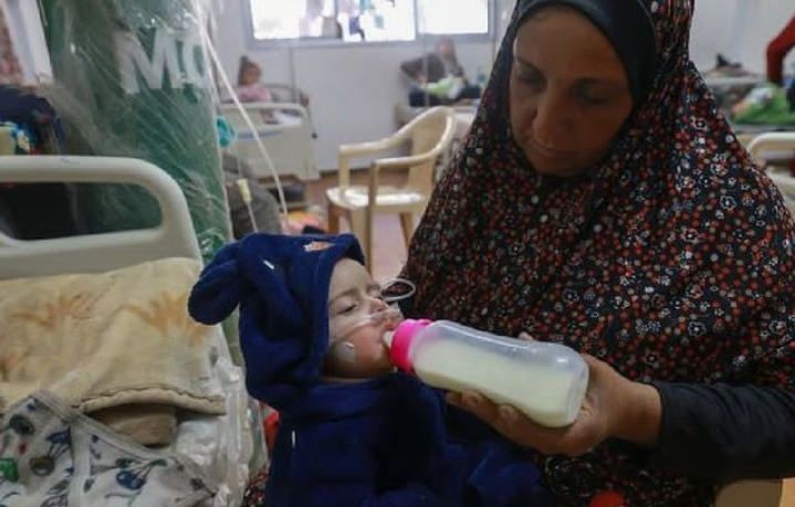 Miris! Bayi di Gaza Terpaksa Minum Air Tepung Karena Susu Langka