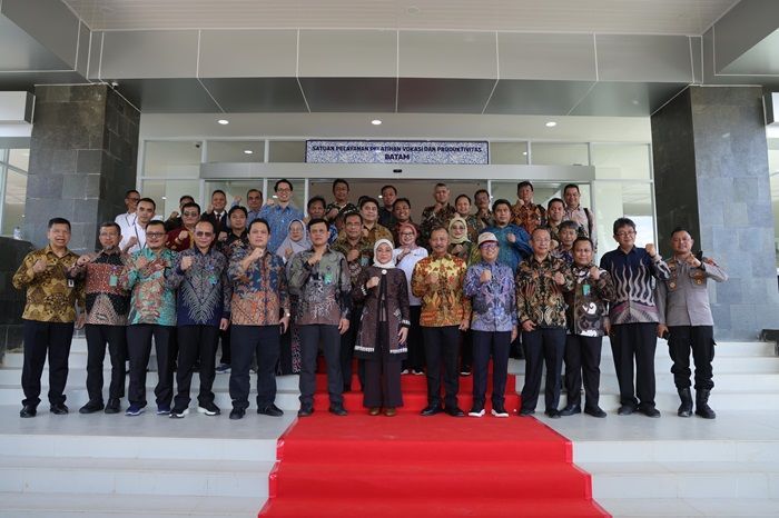 Resmikan Satpel Pelatihan Vokasi dan Produktivitas Batam, Menaker: Pemerintah Implementasikan Transformasi BLK Melalui 6R