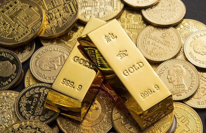 5 Alasan Menarik Kenapa Emas Masih Jadi Investasi Jangka Panjang di 2024