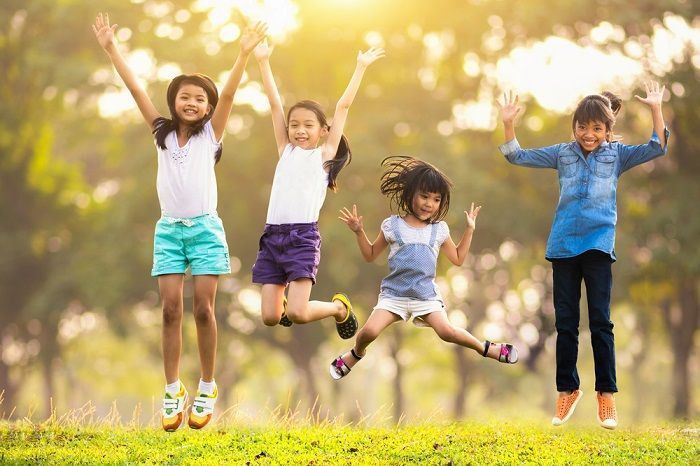 17 Caption Rindu Masa Kecil yang Bikin Kamu Senyum-Senyum Sendiri