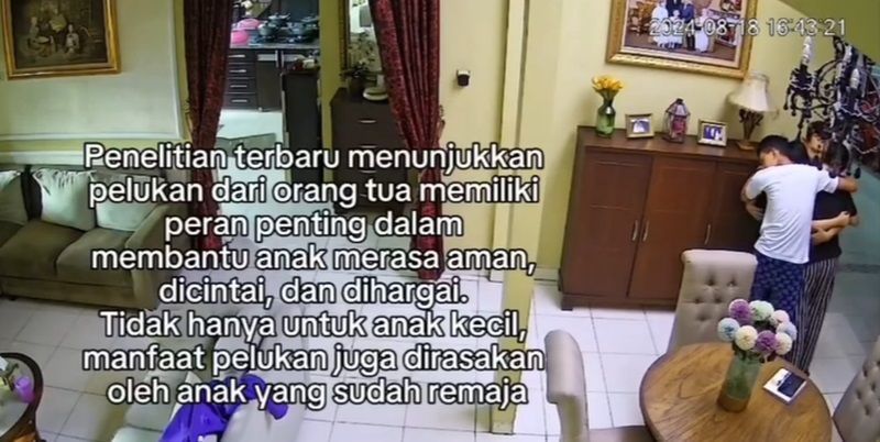 Viral Sekeluarga Gak Gengsi Berbagi Pelukan Hangat, Netizen Dibuat Iri Maksimal