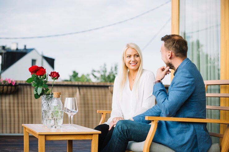 Lagi First Date ? Ini 19 Pertanyaan Biar Gak  Canggung