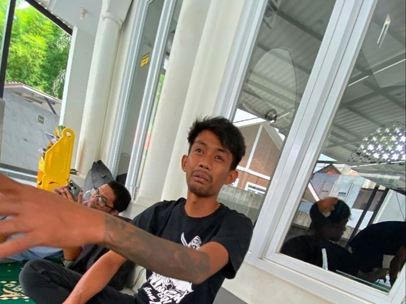 Kisah Seorang Pria yang Tobat dari Maksiat, Belajar Untuk Menjadi Taat