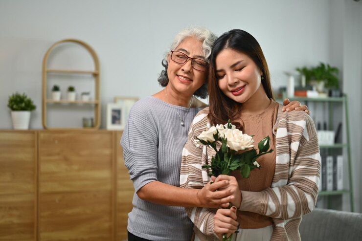 7 Tips Jalin Hubungan Harmonis dengan Mertua: Dijamin Makin Disayang!