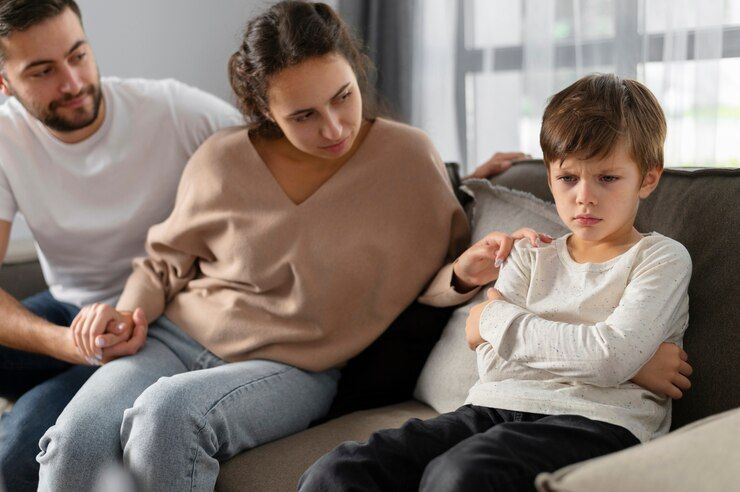 5 Kesalahan Pola Asuh Orang Tua yang Membuat Anak Punya Mental Lemah