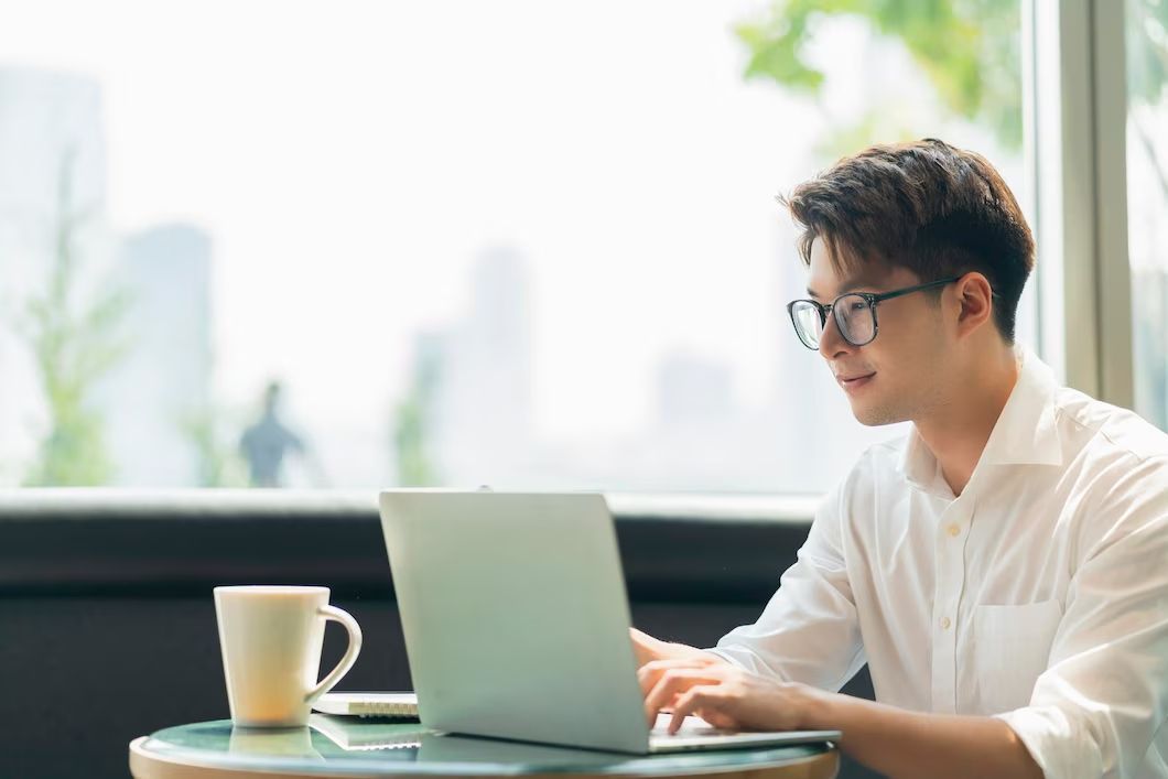 8 Cara Cerdas Menghindari Burnout dan Sukses di Tempat Kerja