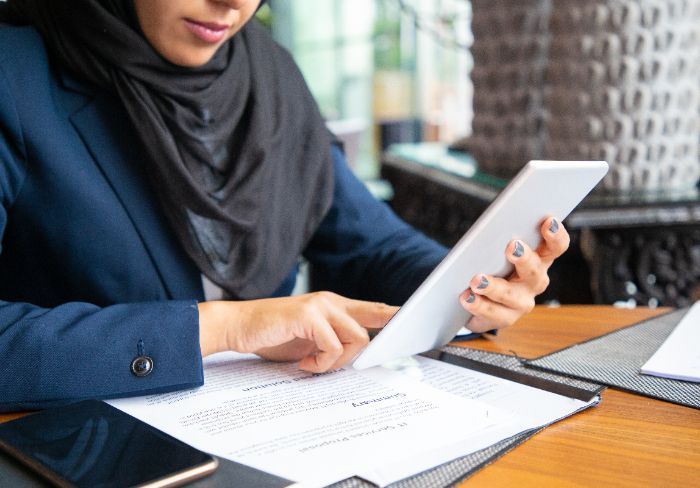 Mau Resign? Jangan Asal Kirim Surat! Kenali Dulu 5 Format Surat Resign yang Bikin Bos Terharu