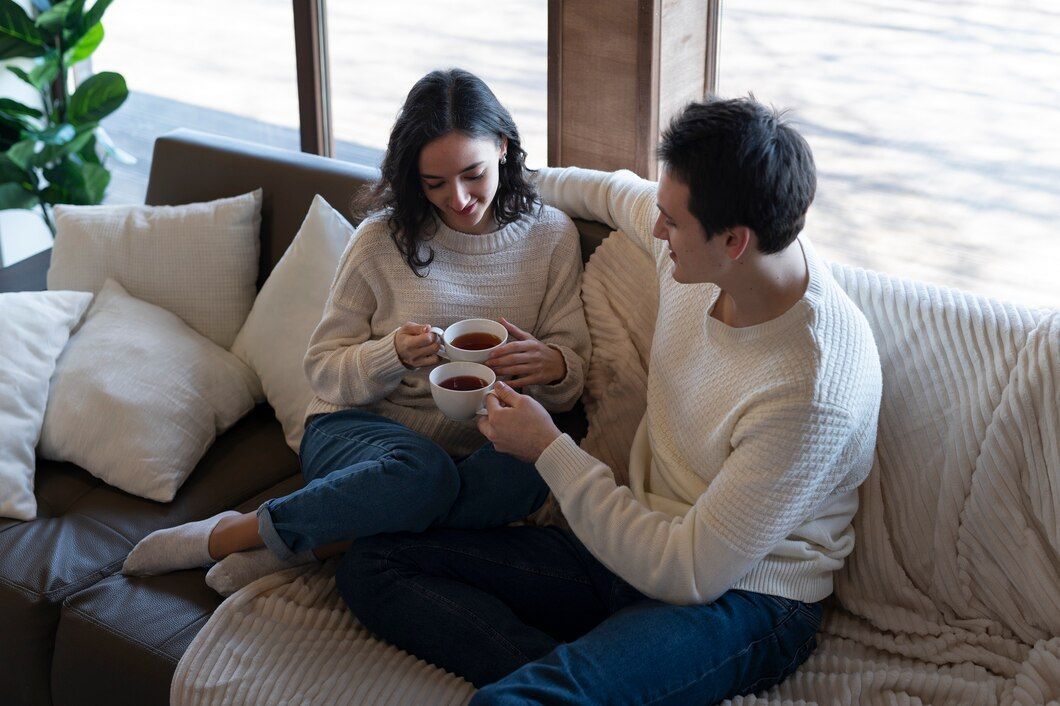 7 Ide Kencan Romantis yang Bisa Dilakukan di Rumah