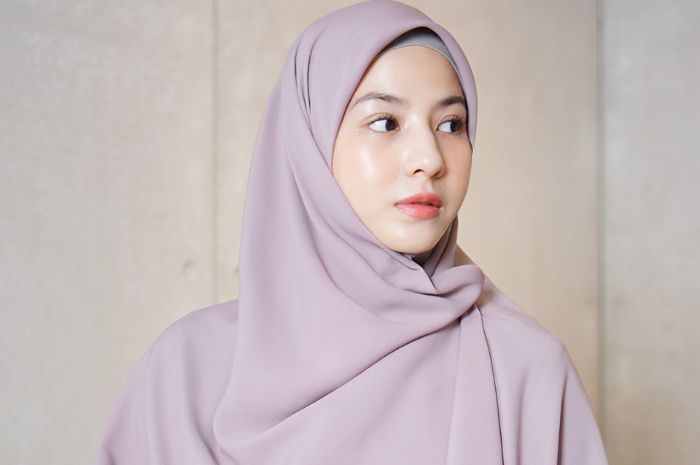 20 Kumpulan Puisi Natasha Rizky, Sedih dan Menyentuh Hati!