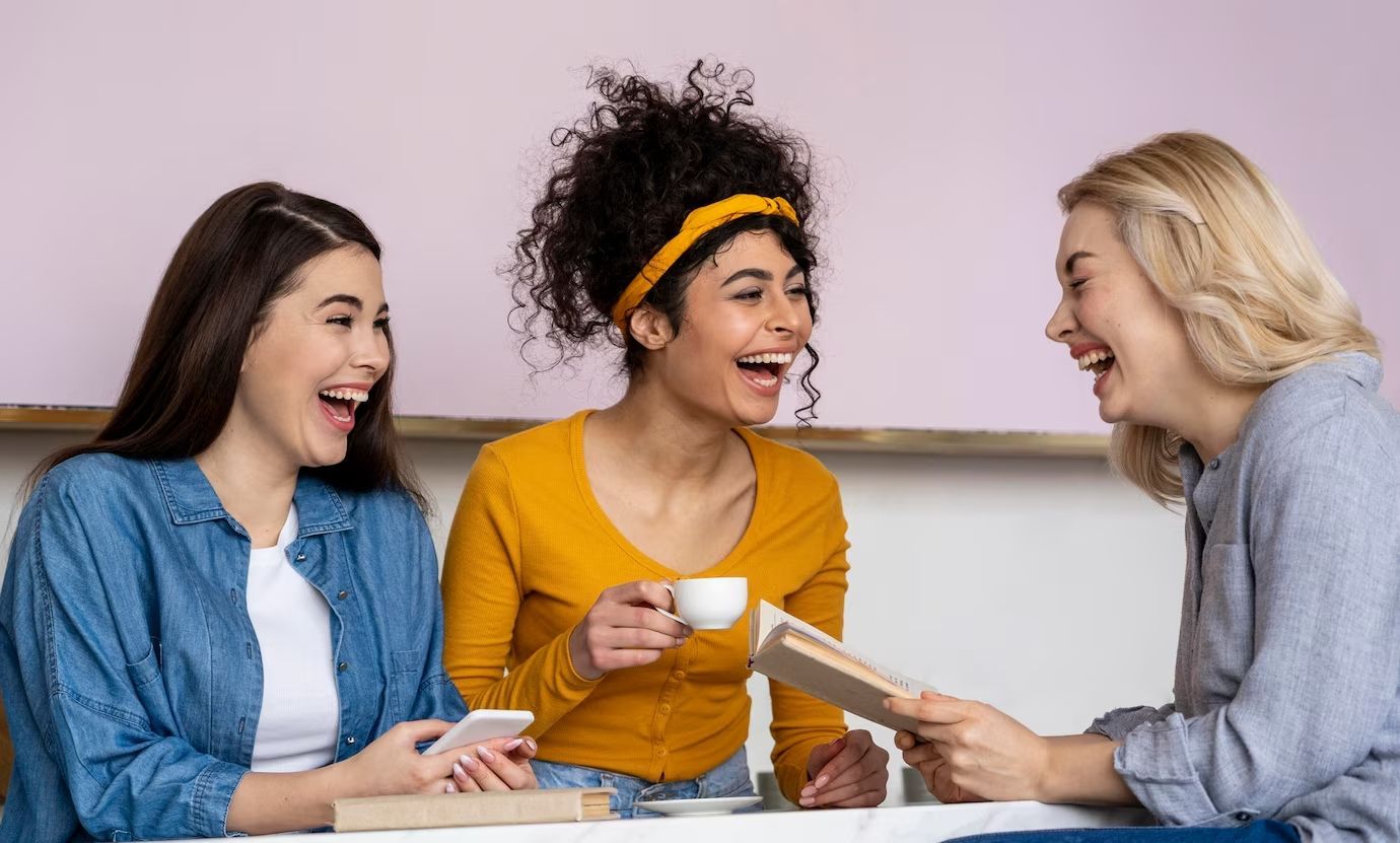 Jangan Salah Sangka! 5 Zodiak Ini Pakai Dark Jokes untuk Menutupi Luka Hati