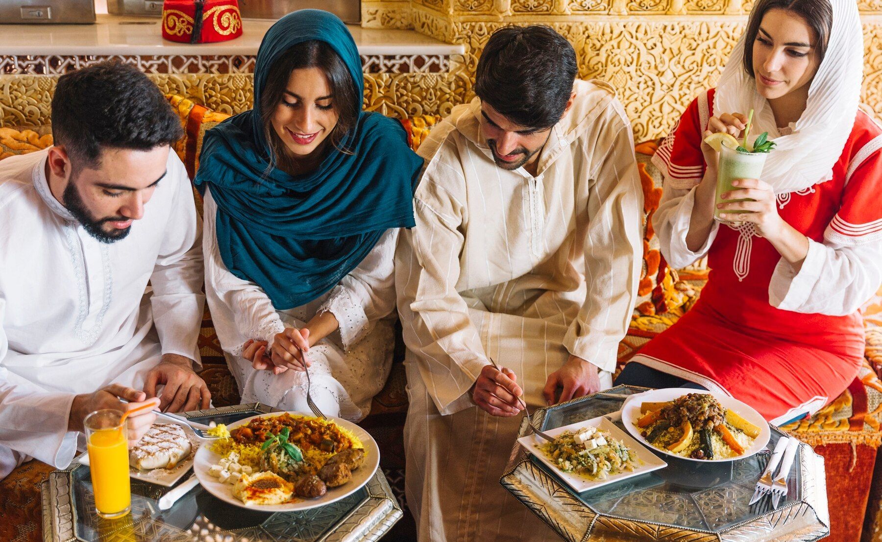 17 Caption Bukber Seru dan Kekinian Ala Gen Z, Bikin Ramadhan Makin Berkesan!