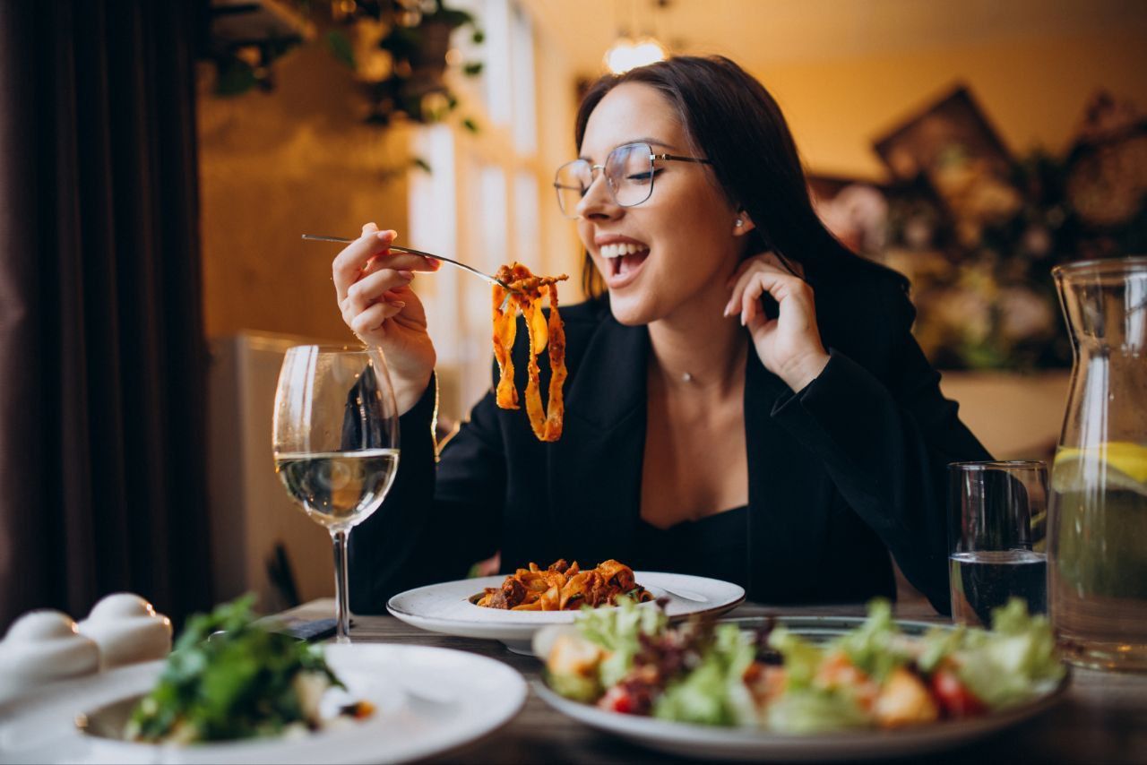 5 Zodiak yang Paling Hobi Makan dan Pencinta Kuliner Sejati