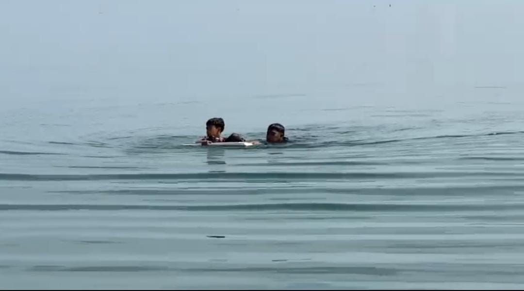 Aksi Heroik Prajurit TNI AL Selamatkan Nelayan di Laut Maros saat Mudik Lebaran