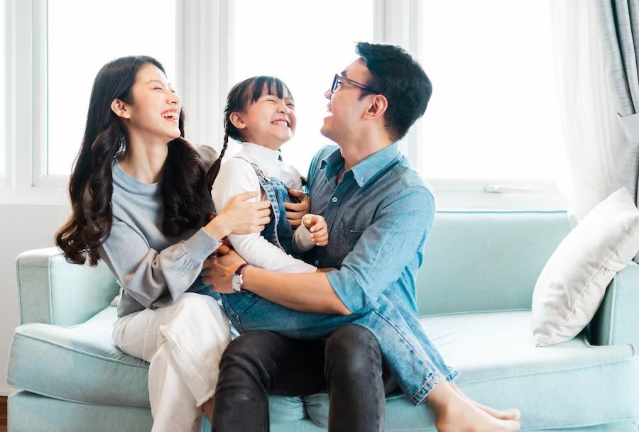 10 Kebiasaan Pola Asuh yang Menumbuhkan Percaya Diri dan Kesuksesan pada Anak