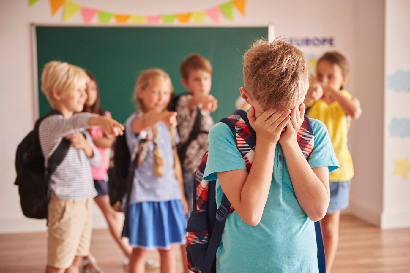 11 Puisi Pendek dan Panjang tentang Bullying, Menyentuh Hati!