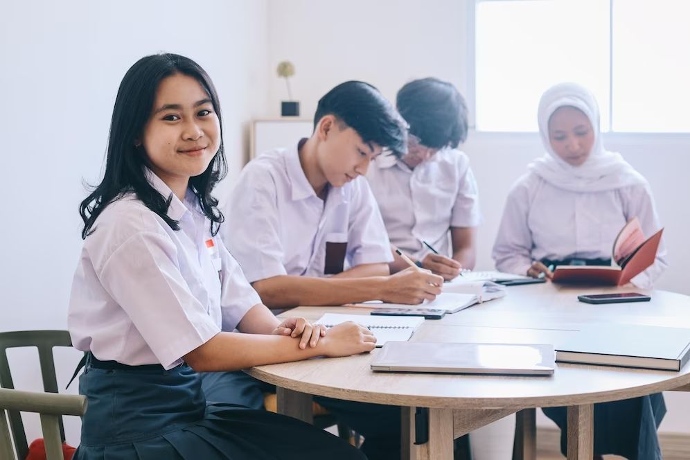 Jadwal Penerimaan Siswa Baru SMA 2025: Tahapan, Syarat Hingga Jalurnya