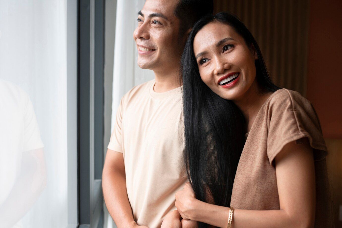 111 Caption Bahasa Inggris untuk Istri, Singkat Romantis!