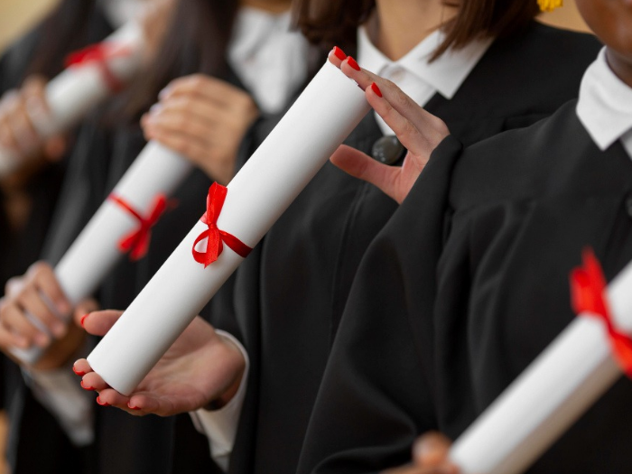 Resmi Dilarang! Perusahaan Tak Boleh Lagi Tahan Ijazah dan Dokumen Pribadi Pekerja