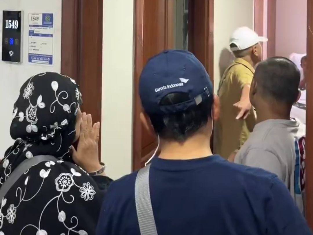 Momen Para Lansia Ketakutan Karena Jamaah Haji Asal Indonesia Merokok di Hotel Hingga Alarm Berbunyi
