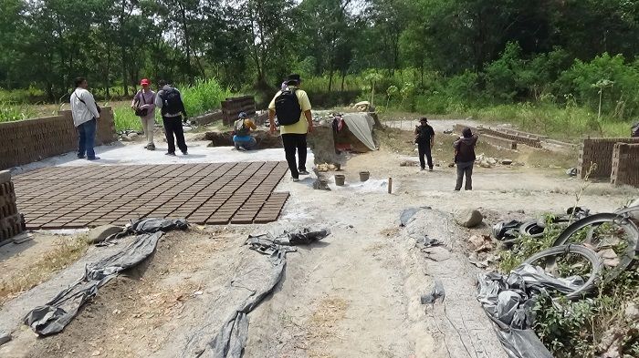 BRIN Datangi Temuan Guci Kuno di Kropakan Klaten