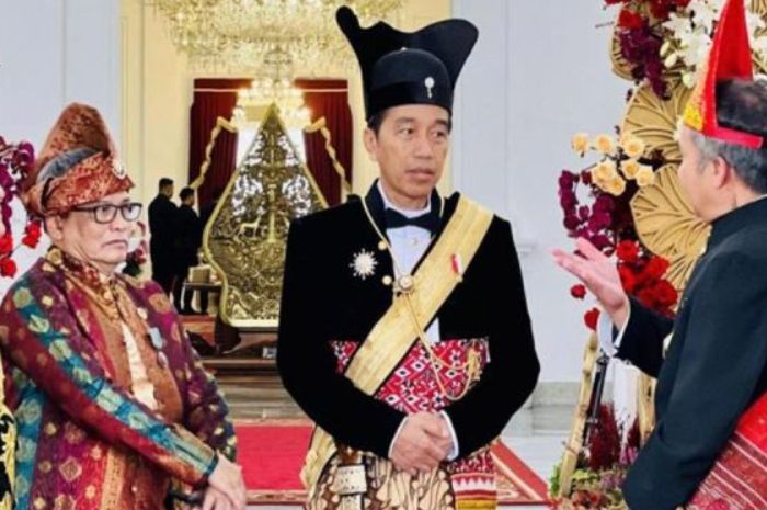 Makna & Fakta Unik Baju Adat Ageman Songkok Singkepan Ageng yang Dikenakan Presiden Jokowi di HUT Ke-78 RI