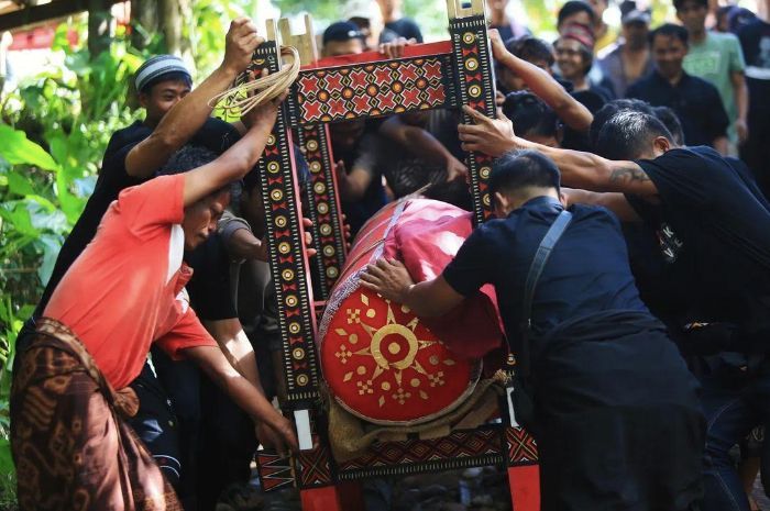 Menguak Makna Upacara Adat Pemakaman Suku Toraja, Tradisi Sakral yang Masih Dipegang Teguh