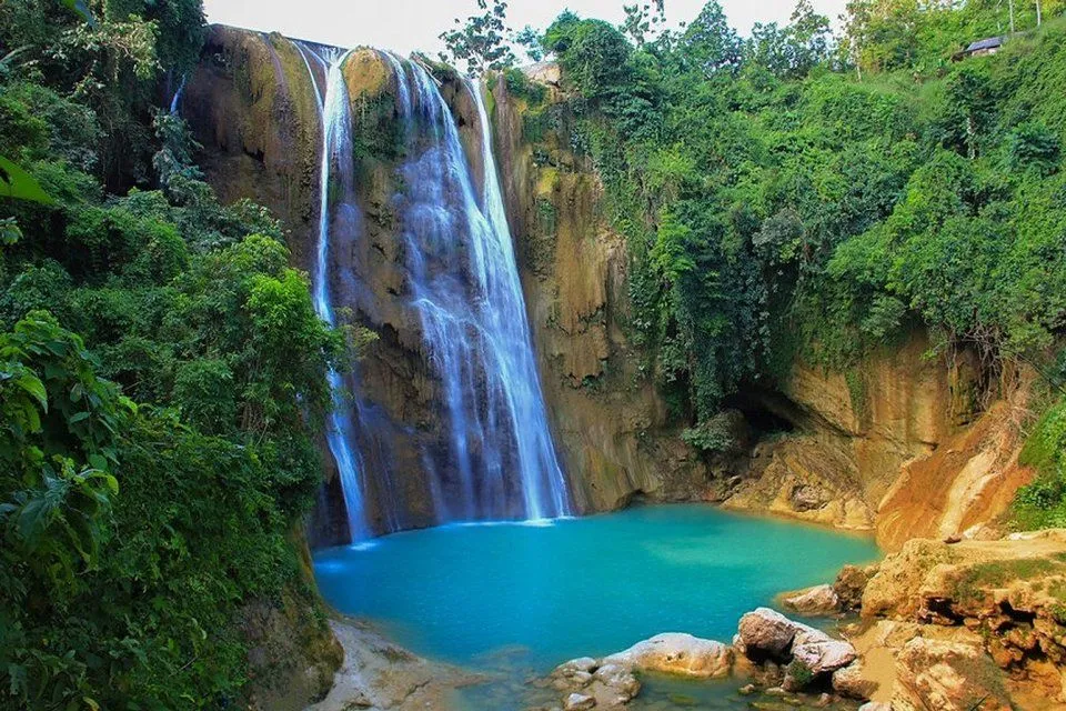 5 Arti Mimpi Berada di Air Terjun Menurut Primbon Jawa