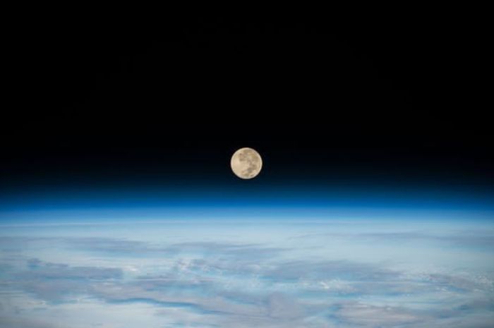 Bulan Purnama Dingin: Puncak Cahaya Tahun 2023