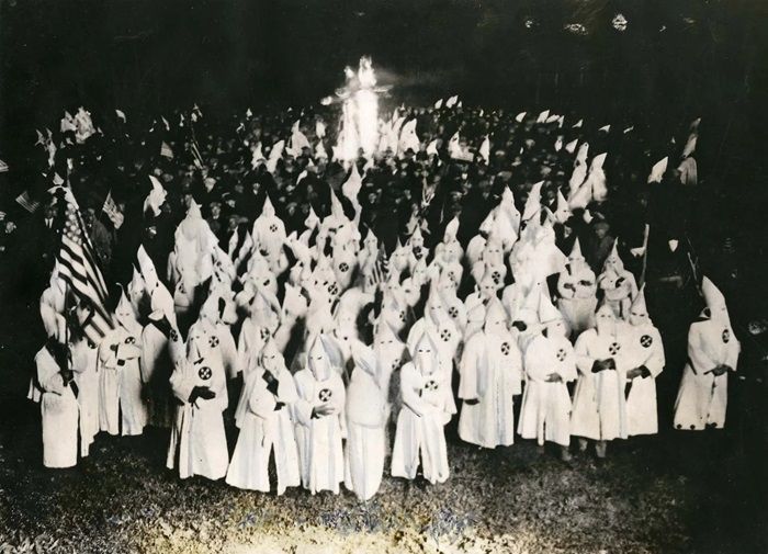 Ku Klux Klan: Sejarah Kebencian dan Teror di Amerika Serikat