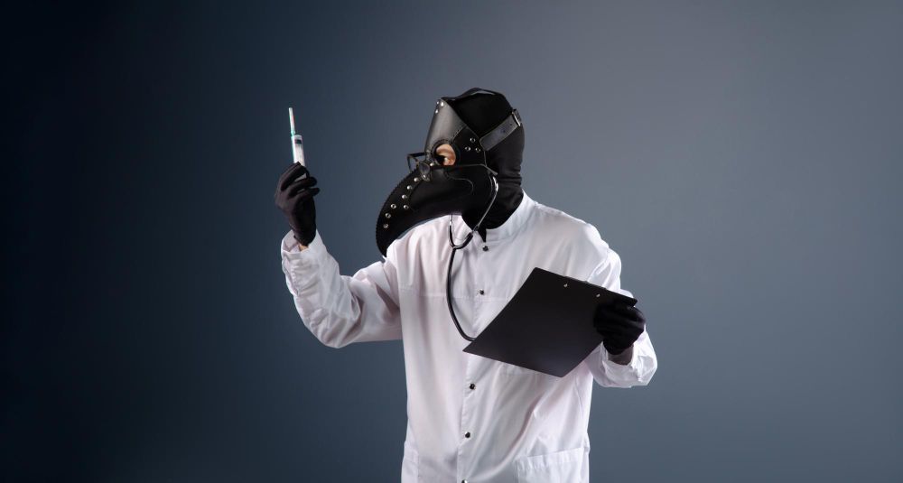 Masih Misteri, Ternyata Ini Alasan Mengapa Dokter Wabah Abad Ke 17 Berpakaian Seperti Burung