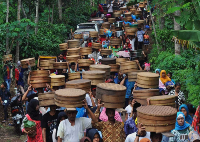 4 Kegiatan Tradisi Nyadran Jelang Ramadan yang Sering Dilakukan