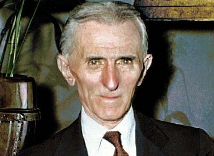 Foto Terakhir Nikola Tesla, Saksi Sejarah Ilmuwan Cerdas Namun Misterius