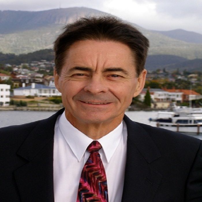 Ian Leslie, Jurnalis Populer Australia Kelahiran Bandung, Jawa Barat