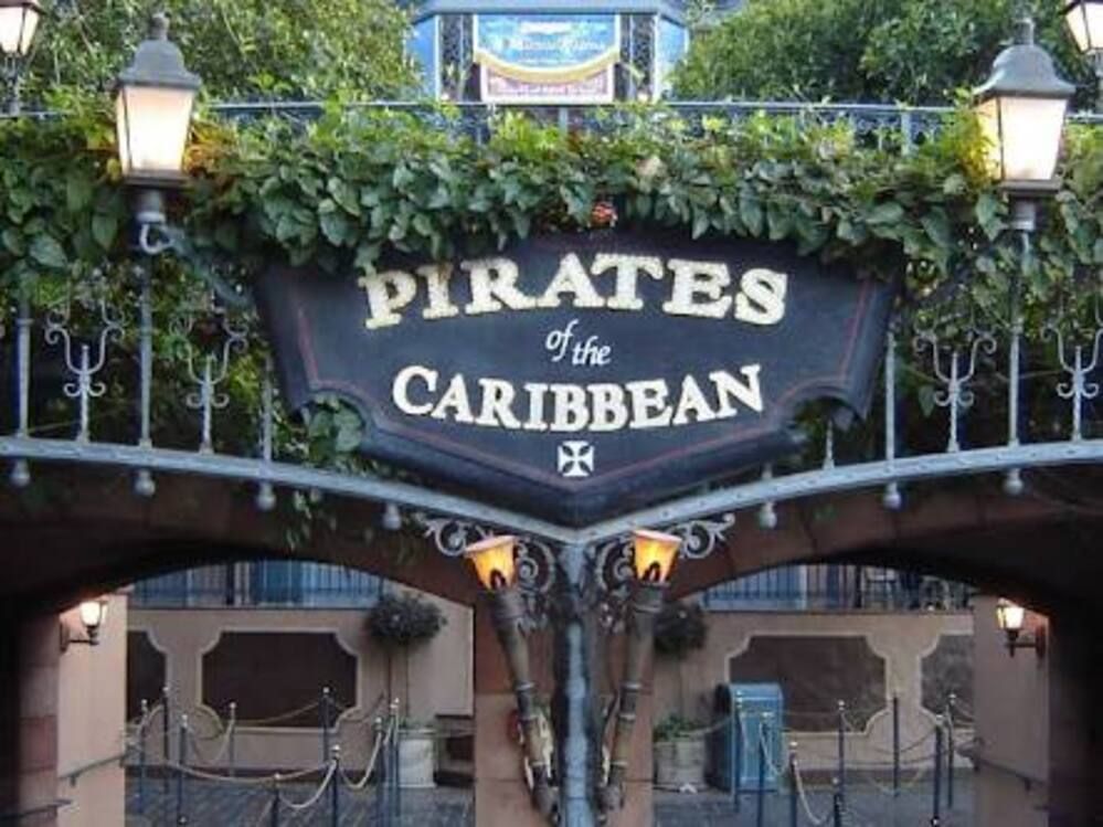 Teori Konspirasi Wahana Pirates of The Caribbean di Disneyland: Ada Dugaan Gunakan Kerangka Tulang Asli Bajak Laut