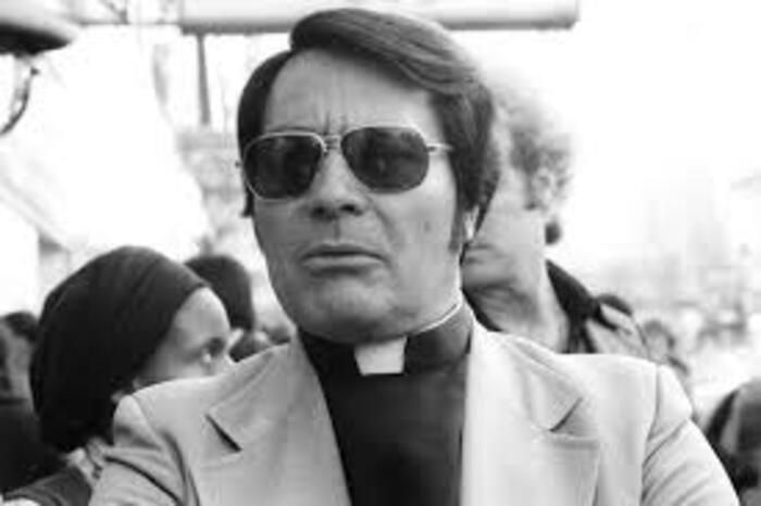 Kisah Kejam Jim Jones Pemilik Sekte Sesat Kuil Rakyat, Ratusan Orang Tewas Diracun