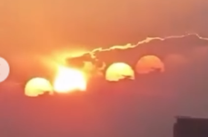 Wow! Momen Langka, Penampakan Munculnya 7 Matahari di Langit Kota Chengdu, Pertanda Apa?