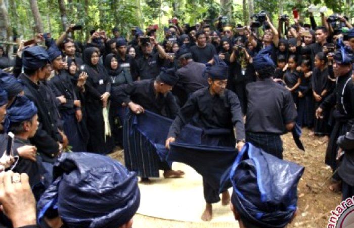 Hidup Sederhana ala Suku Kajang Dalam di Bulukumba, Tanpa Teknologi dan Gemerlap Duniawi