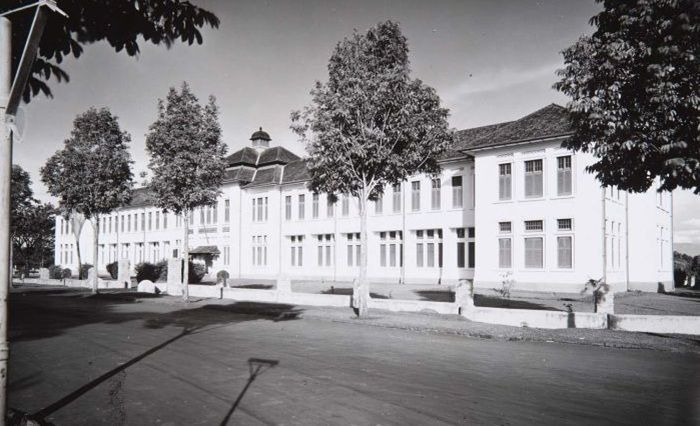 Mengenal HBS, Sekolah Kolonial yang Membentuk Pemimpin Bangsa