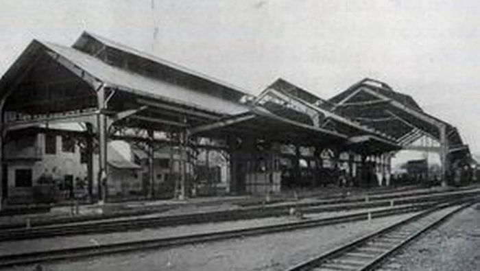 Sejarah Singkat Stasiun Trem Zaman Kolonial: Stasiun Djoernatan Central Semarang