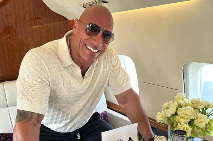 Dwayne Johnson Cetak Sejarah Donasi Jutaan Dolar untuk SAG-AFTRA